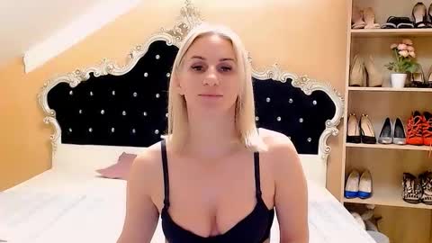 Snapshot of brandyweed chatting on October 2025 06:56:02 AM brandyweed online show from October 2025 06:56:02 AM