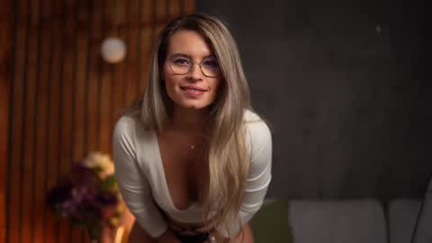 Alex online show from March 2025 08:27:01 AM