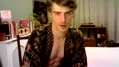 Snapshot of bratdownunder chatting on February 2025 10:10:01 PM Bratdownunder online show from February 2025 10:10:01 PM