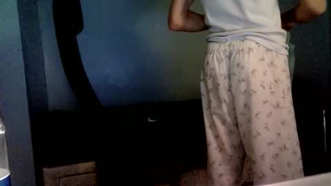 Snapshot of bratdownunder chatting on December 2025 04:17:01 AM Bratdownunder online show from December 2025 04:17:01 AM