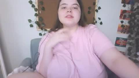 Emma online show from October 2025 06:39:02 PM