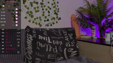 Johny Bravo online show from November 2025 06:54:01 PM