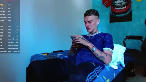 Snapshot of bray_hotboy chatting on December 2024 03:20:02 PM Bray Hotboy online show from December 2024 03:20:02 PM