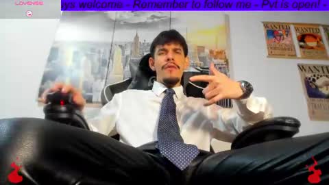 Snapshot of brayhambrown chatting on June 2026 11:18:02 PM brayhambrown online show from June 2026 11:18:02 PM