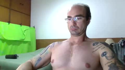 Snapshot of braziliannakedguy chatting on January 2026 01:20:01 AM Fabio online show from January 2026 01:20:01 AM