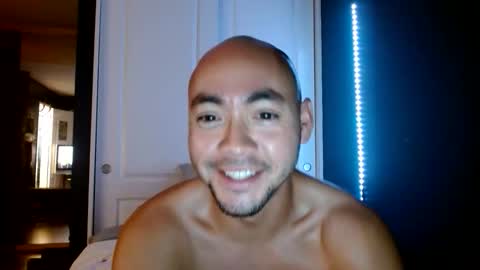 Snapshot of breadcrumbsss chatting on November 2025 02:56:02 AM Breadcrumbsss online show from November 2025 02:56:02 AM