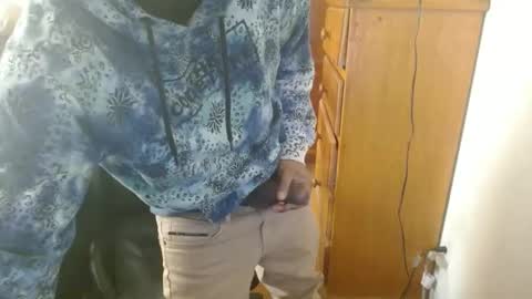 Snapshot of breadw1nnah chatting on January 2025 09:16:01 PM Breadw1nnah online show from January 2025 09:16:01 PM