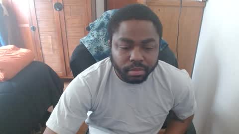 Snapshot of breadw1nnah chatting on February 2025 08:45:02 PM Breadw1nnah online show from February 2025 08:45:02 PM