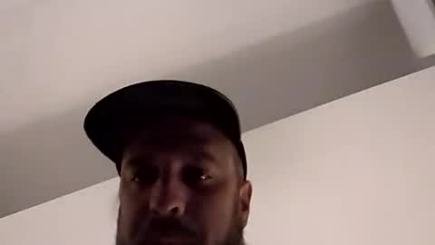 bredboxent online show from April 2026 10:19:02 AM