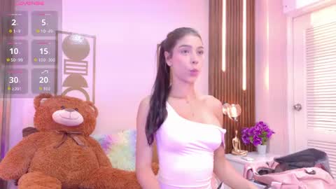 Snapshot of bree_watson chatting on June 2026 03:47:01 PM Bree online show from June 2026 03:47:01 PM