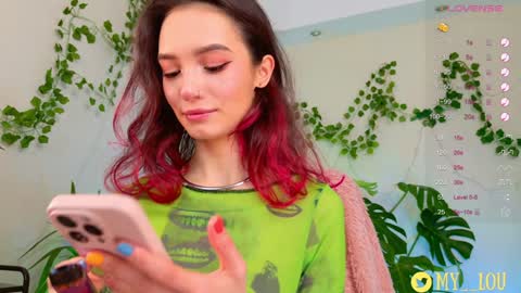 Snapshot of breeding_material chatting on January 2025 03:28:02 PM Ashley Dolce and Lou online show from January 2025 03:28:02 PM