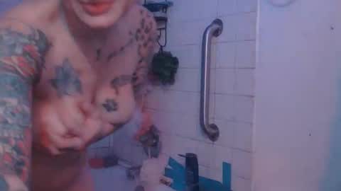 breezybrii online show from November 2025 07:07:02 PM