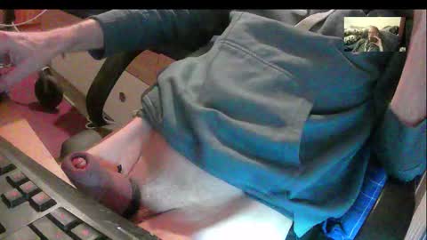 bremer64 online show from December 2025 05:08:02 PM