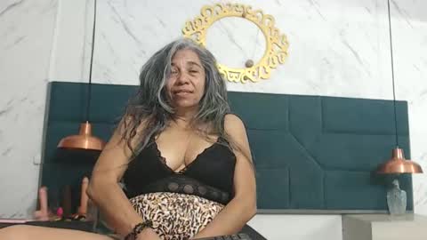 BRENDA VELASQUEZ online show from May 2026 06:59:01 PM