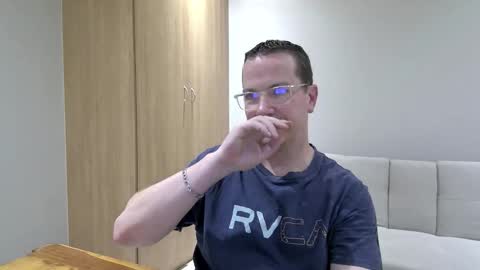 Snapshot of brettdj chatting on September 2025 03:55:01 PM Brett online show from September 2025 03:55:01 PM