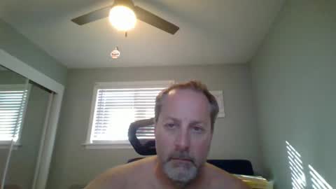 hey online show from April 2026 09:39:33 PM