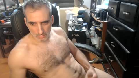 Snapshot of brfer chatting on February 2025 04:27:02 AM Fer online show from February 2025 04:27:02 AM