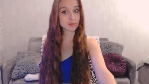 bri_fox online show from October 2025 08:43:02 PM