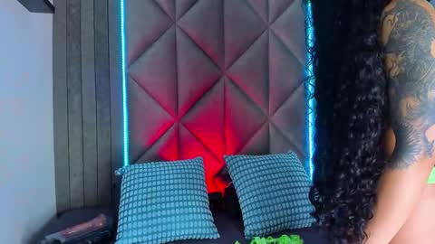 B R I A  online show from January 2026 02:50:02 AM