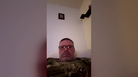 brian38431 online show from December 2025 12:31:02 PM