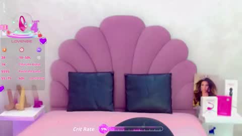 BRIANA online show from April 2026 04:01:01 AM