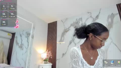 Snapshot of briannaduque chatting on September 2025 08:32:02 PM Brianna online show from September 2025 08:32:02 PM