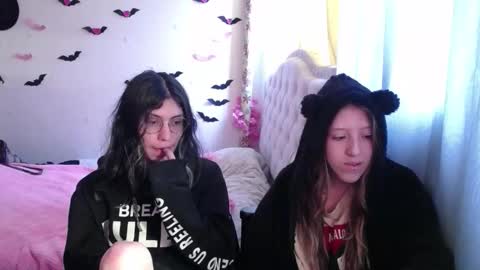 briarandblair online show from November 2025 01:45:01 PM