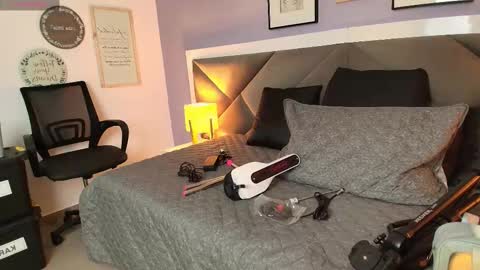  Brigiitte  online show from November 2025 02:59:01 AM