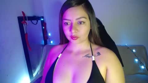 Snapshot of brihana21 chatting on September 2025 12:54:01 AM Bri your Favorite online show from September 2025 12:54:01 AM