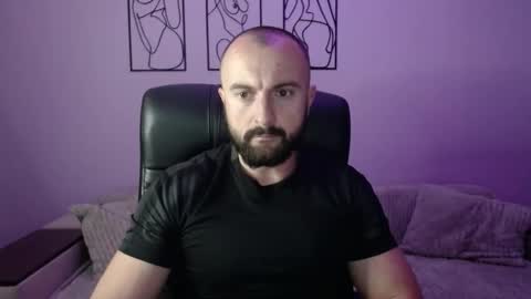 brindlefly69 online show from September 2025 10:41:01 AM