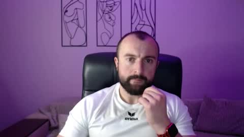 brindlefly69 online show from October 2025 11:02:01 AM