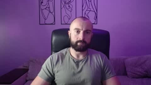 brindlefly69 online show from October 2025 10:58:02 AM