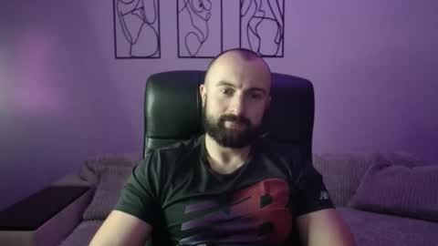 brindlefly69 online show from October 2025 11:47:02 AM