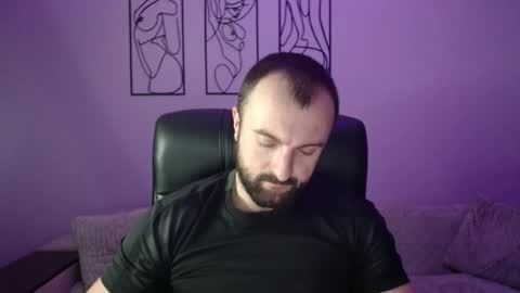 brindlefly69 online show from November 2025 12:05:02 PM