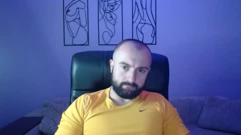 brindlefly69 online show from December 2025 11:48:01 AM