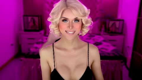 brionatop online show from November 2025 11:37:01 PM