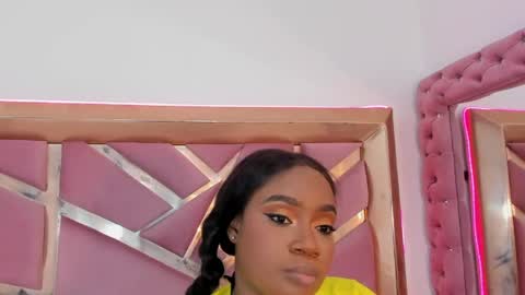 Snapshot of britanymooree chatting on May 2026 10:16:02 PM Britany online show from May 2026 10:16:02 PM