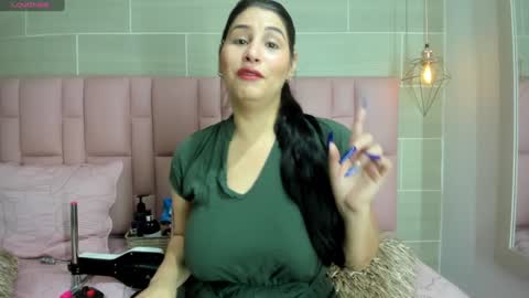 brithanyadams online show from January 2025 02:39:02 AM