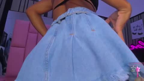 Snapshot of brithanyslim chatting on December 2024 07:49:01 PM brithanyslim online show from December 2024 07:49:01 PM