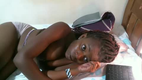 leccie online show from February 2026 08:05:01 PM