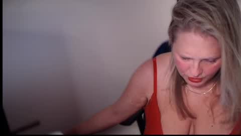 Snapshot of british_bella chatting on February 2026 05:26:02 AM British Bella online show from February 2026 05:26:02 AM