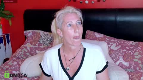 Lady Annabelle Montgomery online show from April 2026 09:54:01 PM