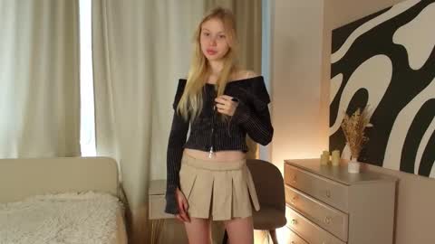 Snapshot of britneybrashaw chatting on October 2025 07:42:01 AM Eva online show from October 2025 07:42:01 AM