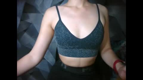 Snapshot of britneyxkittens chatting on October 2025 04:07:02 PM BritneyxKittens online show from October 2025 04:07:02 PM