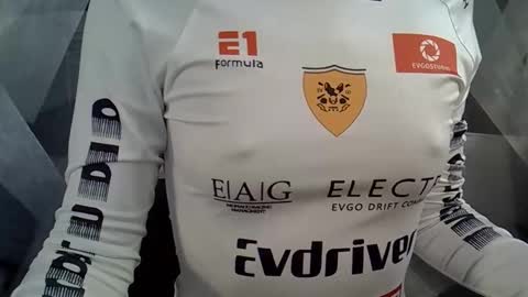 Snapshot of britneyxkittens chatting on November 2025 04:18:02 AM BritneyxKittens online show from November 2025 04:18:02 AM