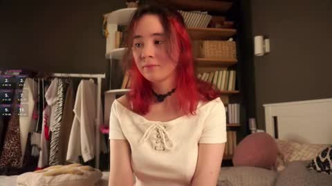 Snapshot of britthe chatting on November 2025 11:22:01 AM Lina online show from November 2025 11:22:01 AM