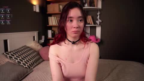 Snapshot of britthe chatting on November 2025 11:43:01 AM Lina online show from November 2025 11:43:01 AM