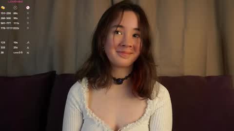 Snapshot of britthe chatting on December 2025 12:25:01 PM Lina online show from December 2025 12:25:01 PM