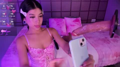 Snapshot of brooke_monroe chatting on October 2025 04:42:02 PM Brooke online show from October 2025 04:42:02 PM