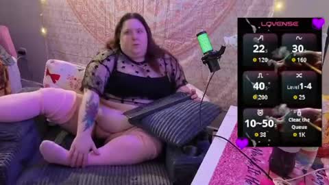 Snapshot of brookenicole3 chatting on April 2026 01:29:01 AM Madam Brooke online show from April 2026 01:29:01 AM